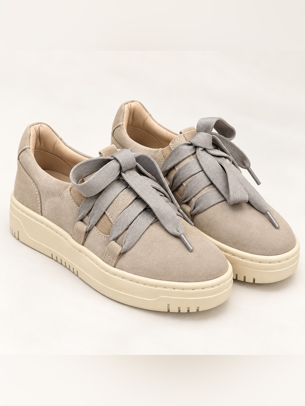 NIB Coldwater Creek Walk With Me Taupe Suede Platform Sneakers Size 7